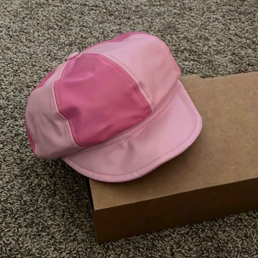 urban outfitters hat